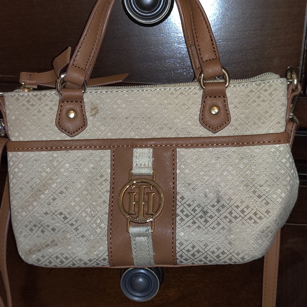 Tommy Hilfiger purse